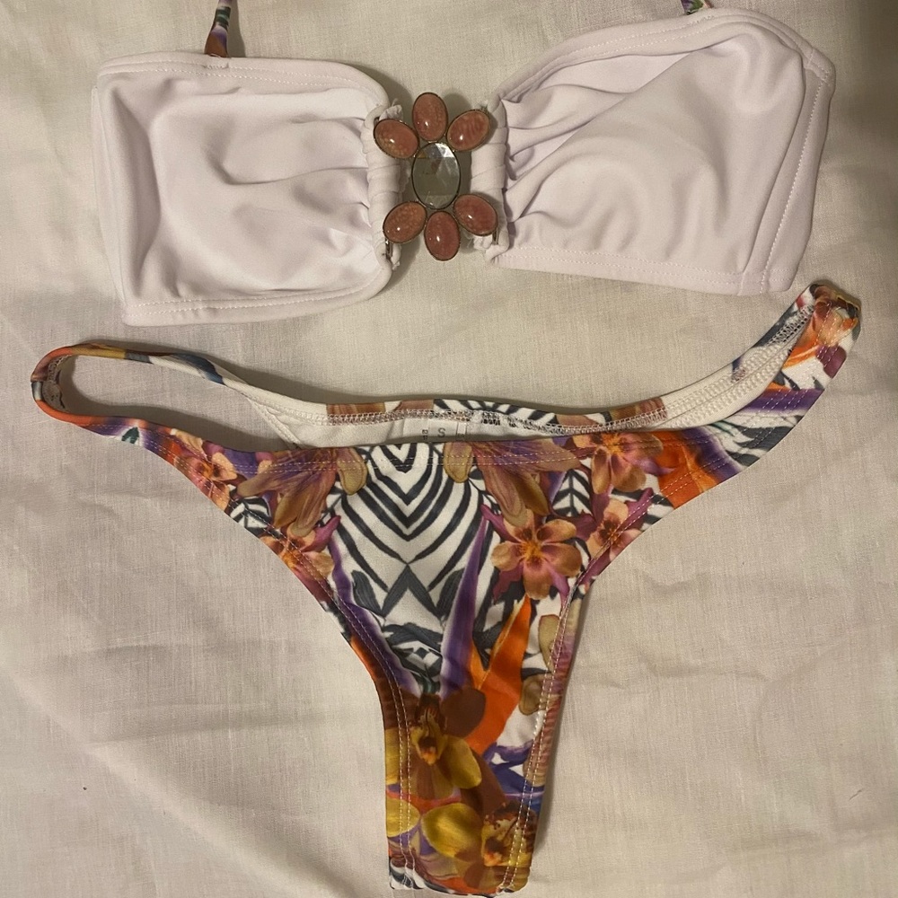 Beautiful bikini set